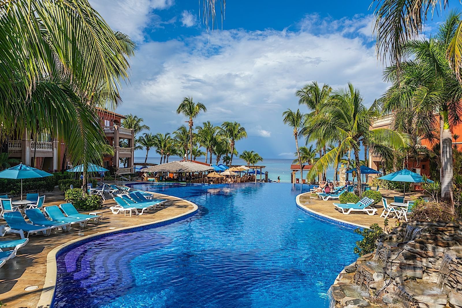Infinity Bay Resort All-Inclusive + Island Tour